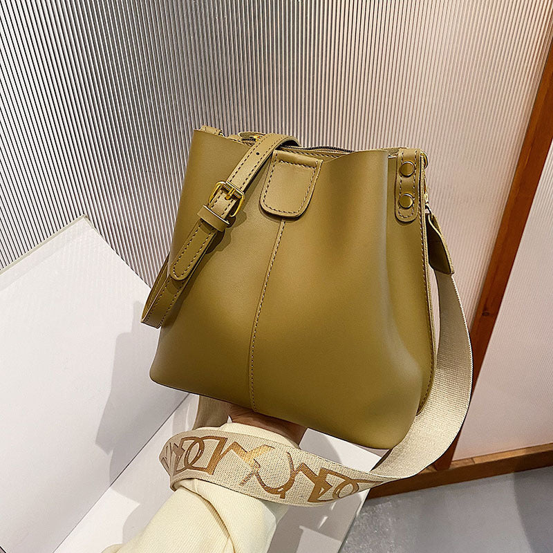 French Minority Design Simple Wide Shoulder Strap Bucket Bags Female