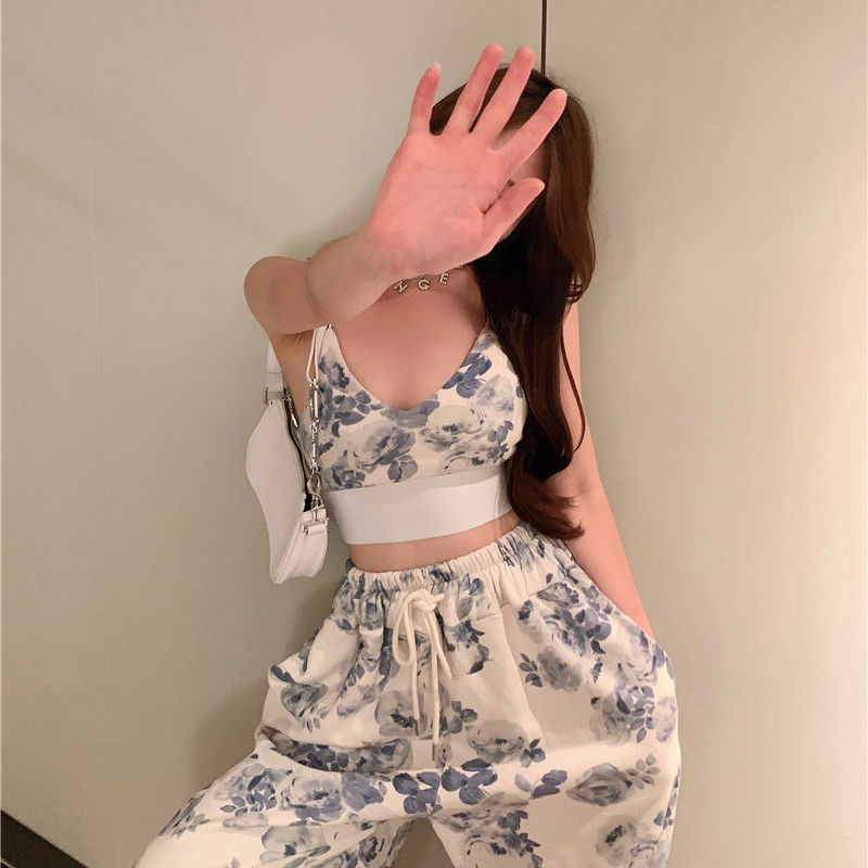 Suit Women Hong Kong Style Wide-leg Pants  Design Suspender Top